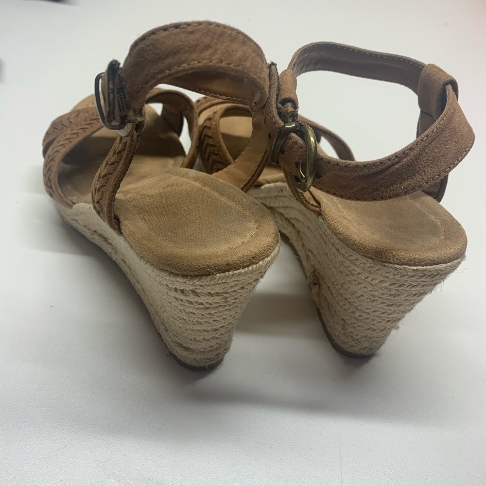 Wedges - Picture 3 of 3